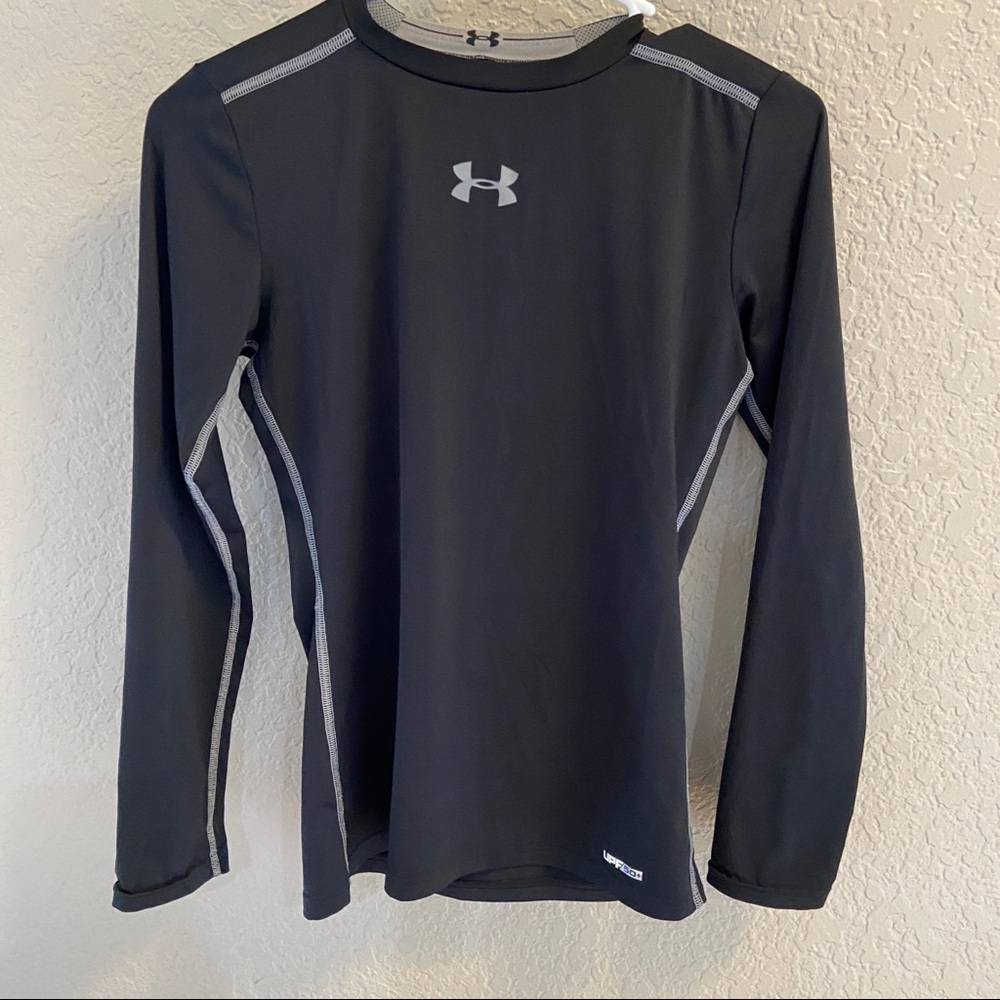 UNDER ARMOR fitted shirt